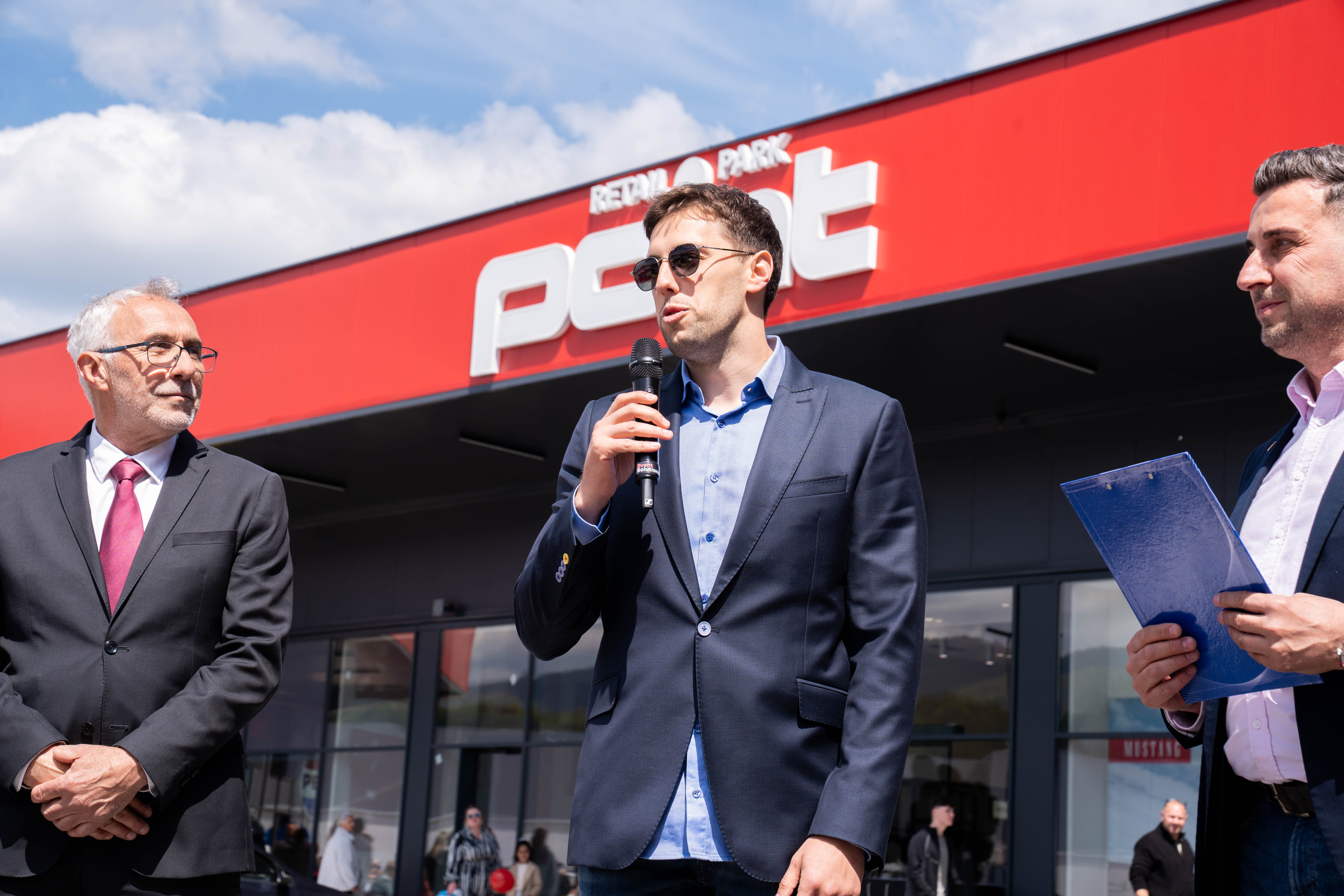 retail park point galerija